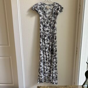 Cleobella Black and White Floral Maxi Dress size Small